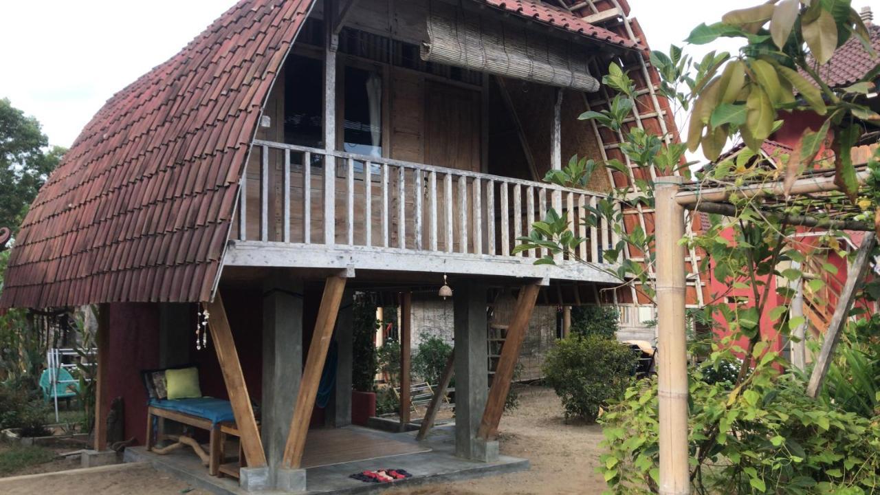 Appartement Harry'S Ocean House Pacitan Extérieur photo