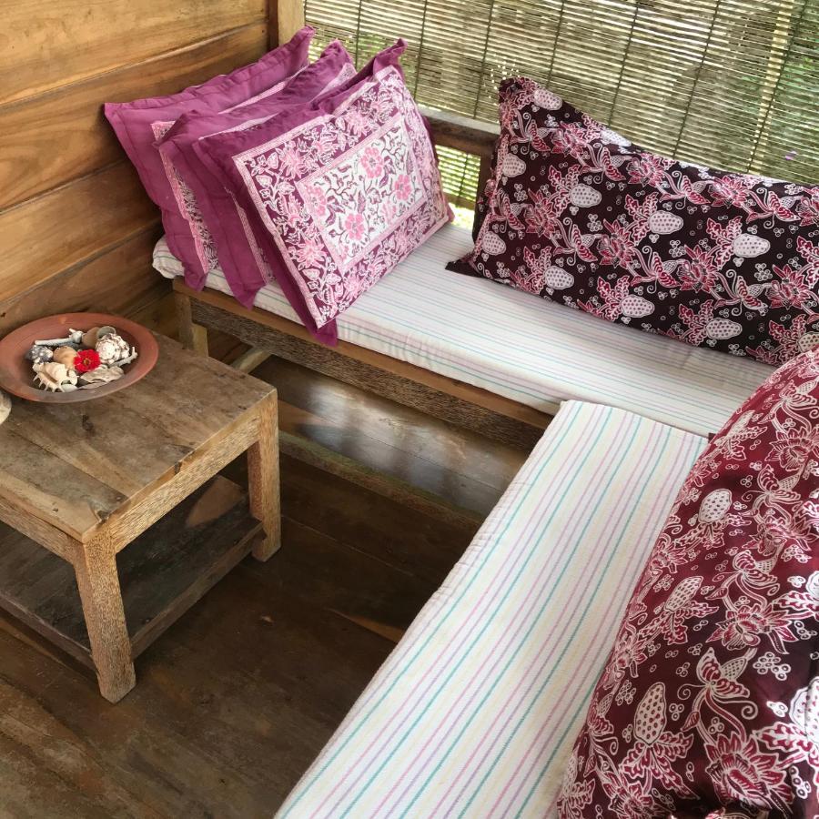 Appartement Harry'S Ocean House Pacitan Extérieur photo