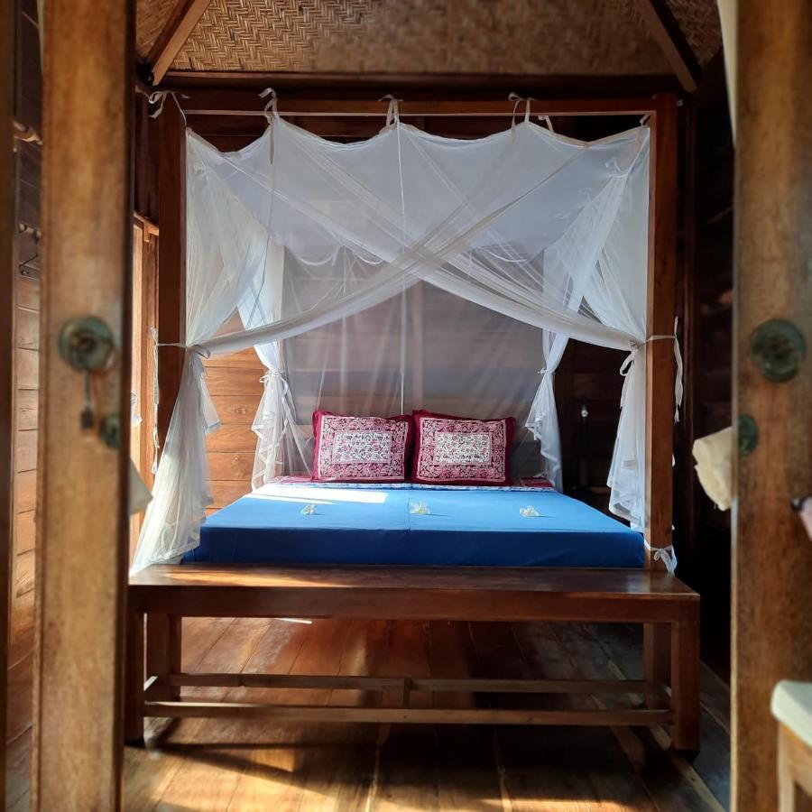 Appartement Harry'S Ocean House Pacitan Extérieur photo