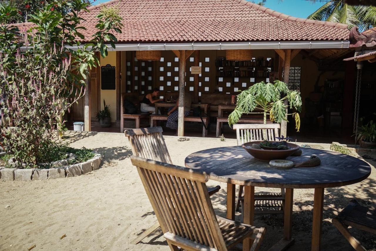 Appartement Harry'S Ocean House Pacitan Extérieur photo